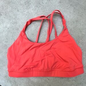 Lululemon Coral Sports Bra with Strappy Back and Moisture-Wicking Fabric size L